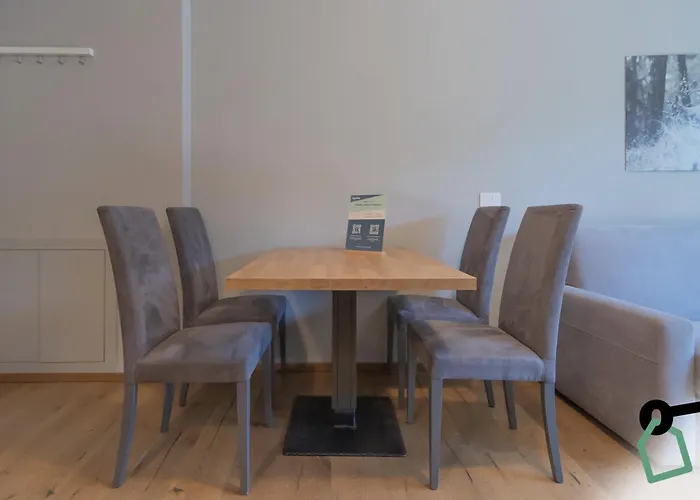 Hotiday Aparthotel 3*